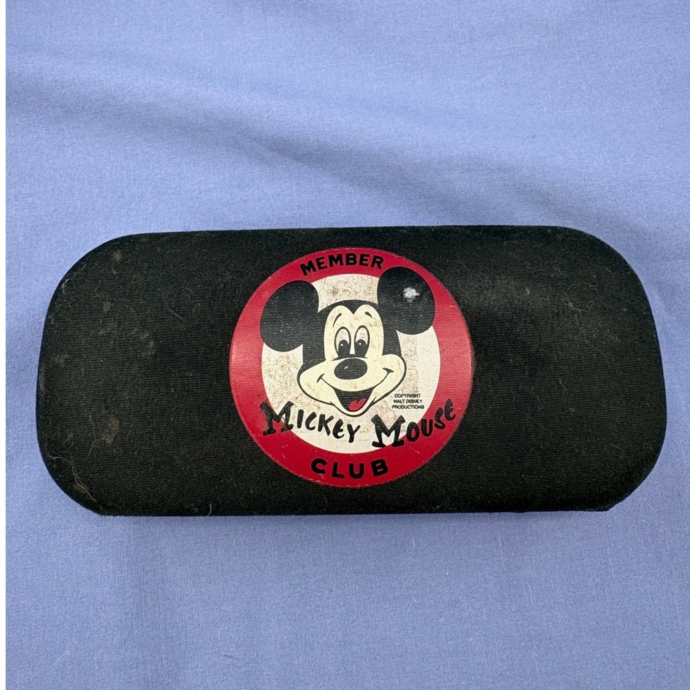 Disney Mickey Mouse Club Glasses Case OS Black Member Logo Disneyland Resort